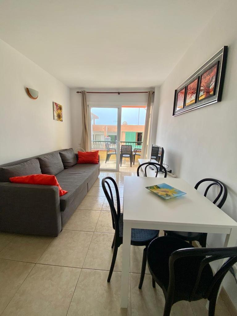 Stay Few Meters To Las Vistas Beach. Free Wifi. Arona  Buitenkant foto